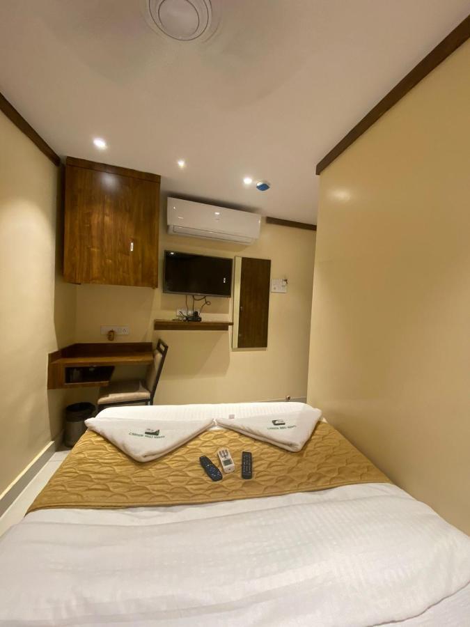 Garden Creek Residency - Near To Mumbai International Airport Exterior foto